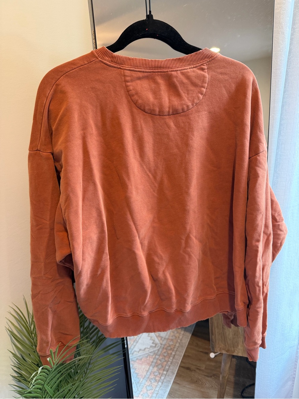 American Eagle Rust Crewneck Sweatshirt - Picture 3 of 3